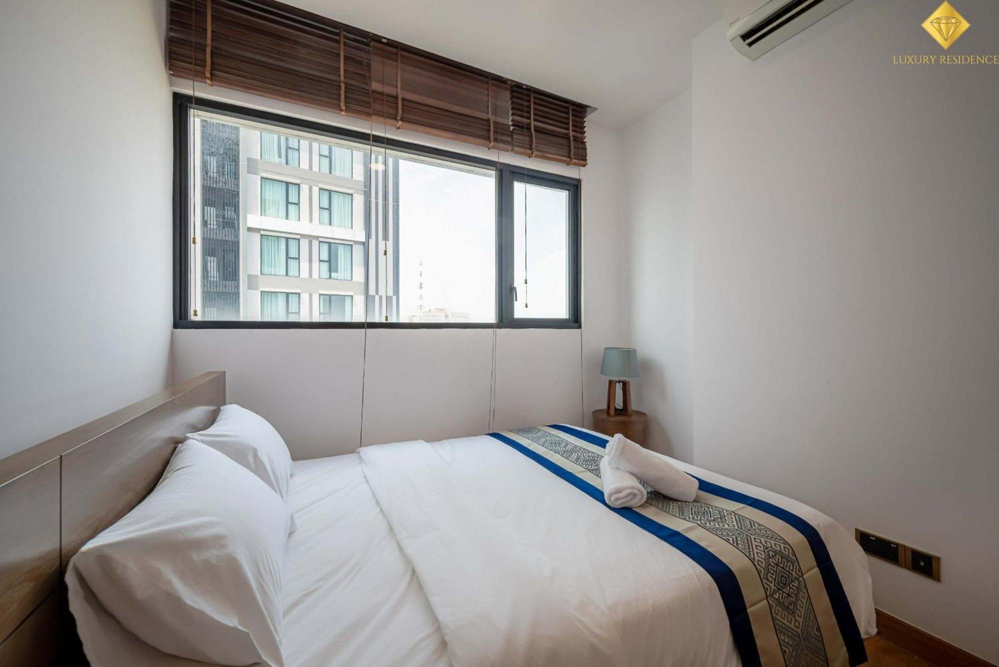 D1Mension Riverside - Angia Hospitality Хошимин Экстерьер фото