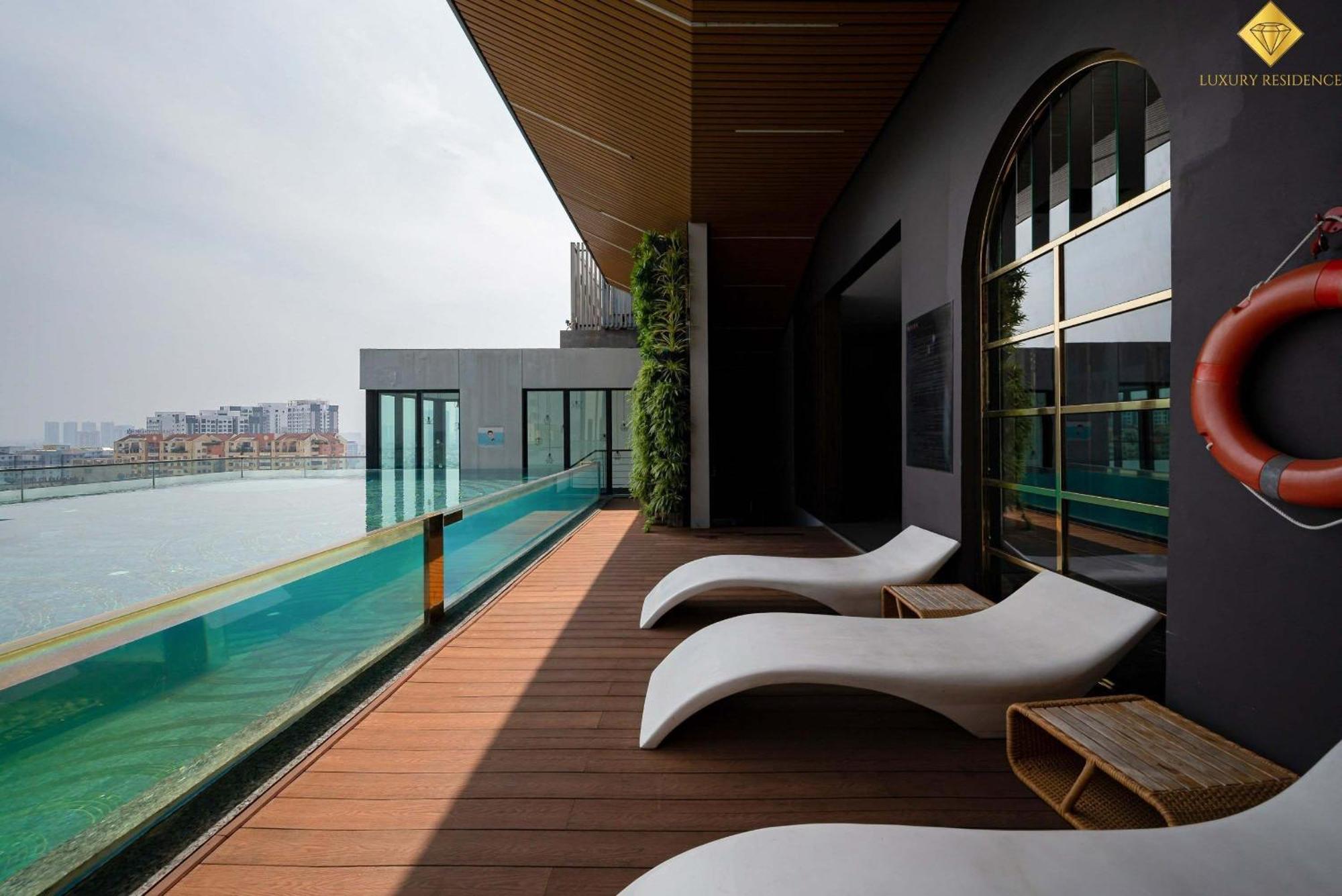 D1Mension Riverside - Angia Hospitality Хошимин Экстерьер фото